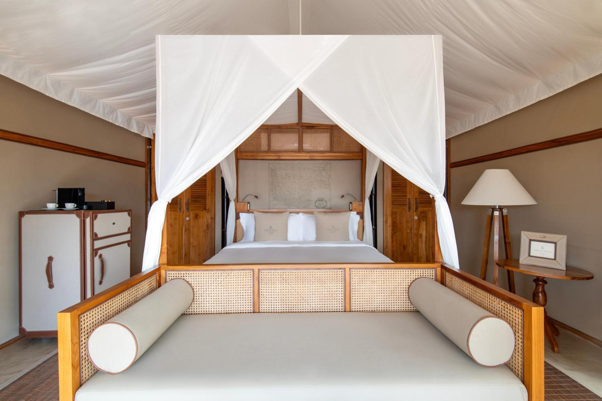 The Outpost Al Barari Camp Hotel Mesaieed Luaran gambar